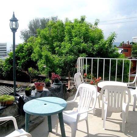 Ximenas Guest House سان سلفادور المظهر الخارجي الصورة
