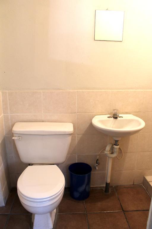 Ximenas Guest House سان سلفادور المظهر الخارجي الصورة