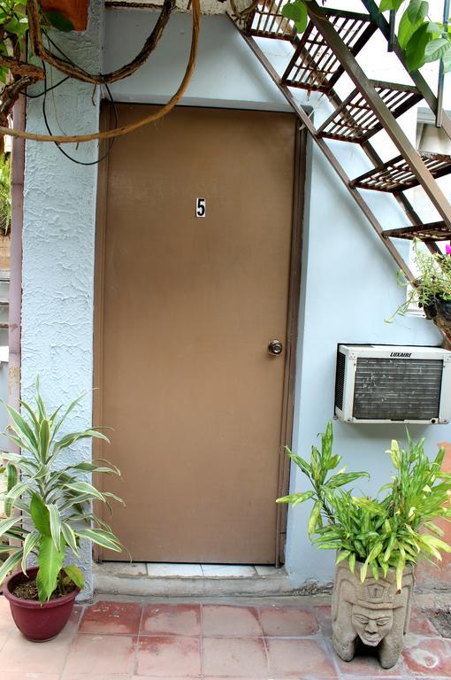 Ximenas Guest House سان سلفادور المظهر الخارجي الصورة