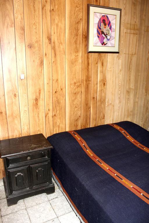 Ximenas Guest House سان سلفادور المظهر الخارجي الصورة
