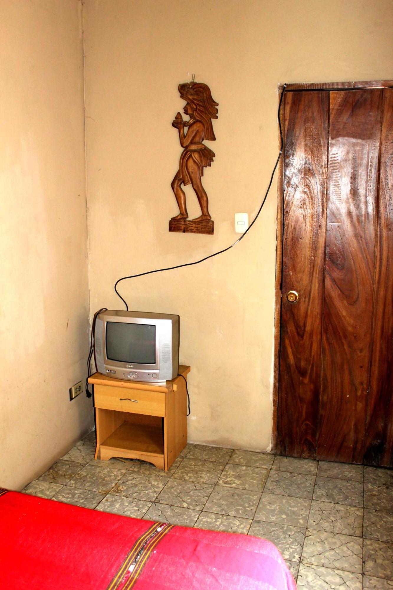 Ximenas Guest House سان سلفادور المظهر الخارجي الصورة